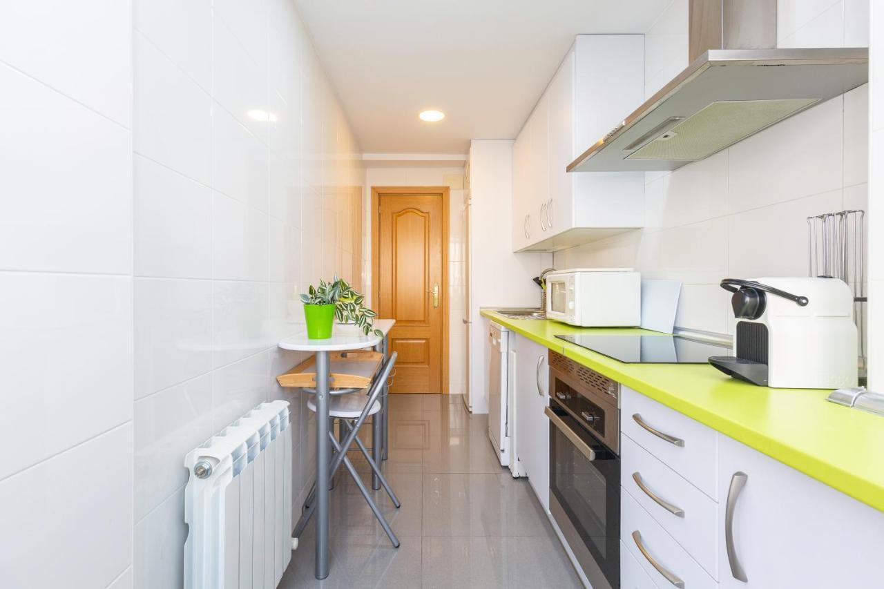 Apartamento Puente De Segovia Apartment Madrid Bagian luar foto